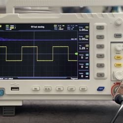 FNIRSI 1014D dual channel ocsiloscope