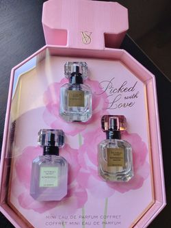 Victoria Secret Mini perfume gift set. 3 Bombshell scents