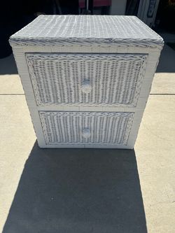 White Wicker 2-Drawer Side Table