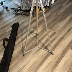  Lightweight Telescoping Aluminum Easel