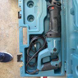 Makita Reciprocating Saw 