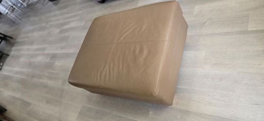 OTTOMAN!!! Great price moving sale!!