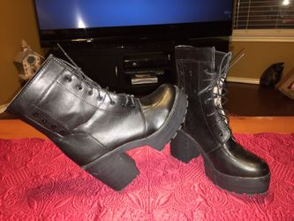 Faux Leather Rubber Heel Boot SZ 9M