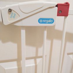 Regalo Easy Step Metal Gate