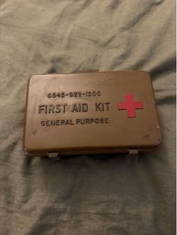 U.S. Army Vietnam medkit