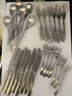 Commercial flatware caddy + stainless silverware set
