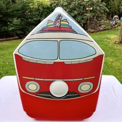 Volkswagen Van Igloo Playmate Elite Cooler