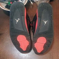 Air Jordan 4 “Infrared” — Authentic, lightly used, no bo