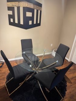 Round Glass Dining Table with 4 Chairs