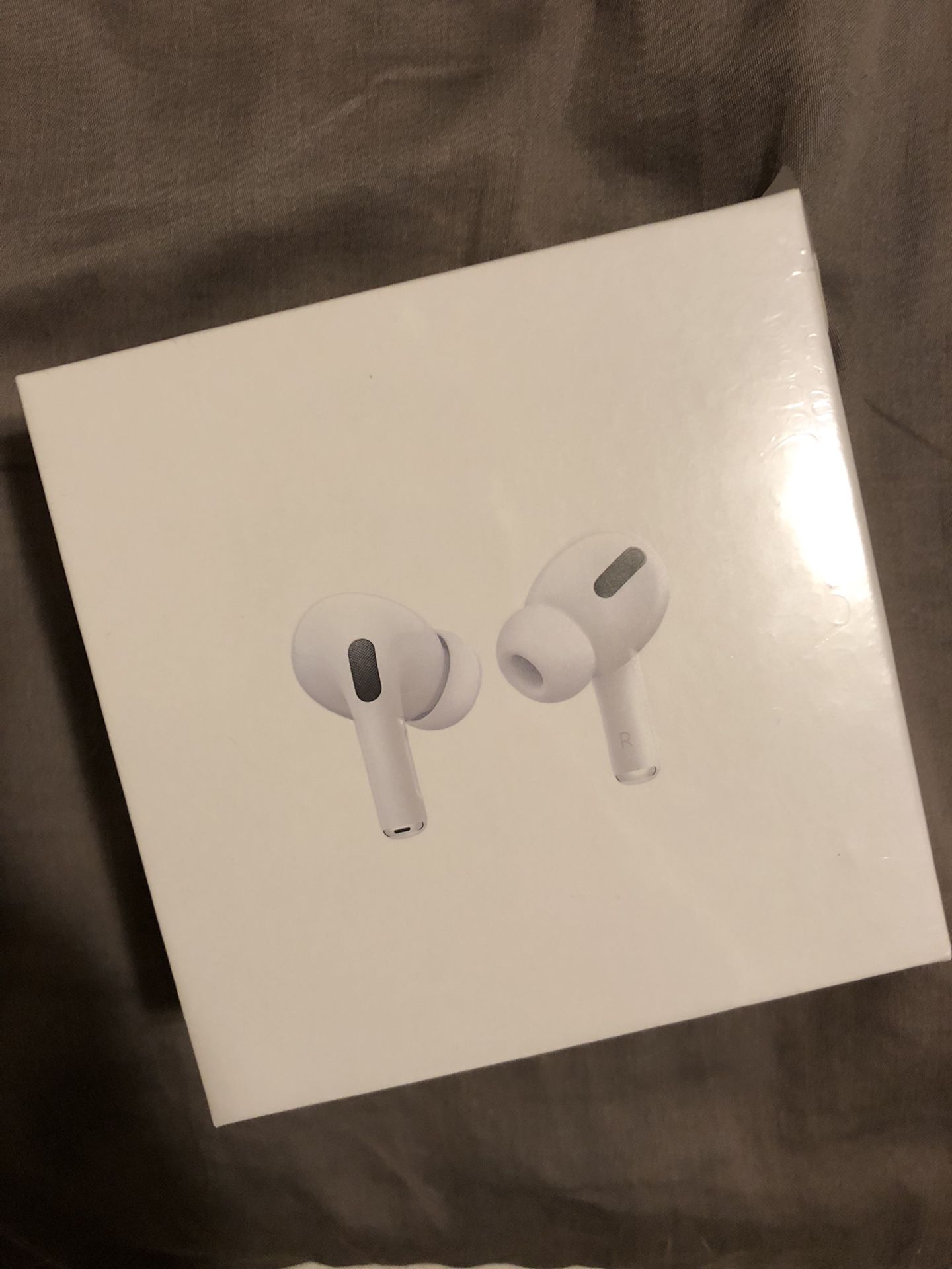 AirPods Pro  (Sealed) 