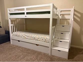 Bunk bed