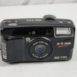 Ricoh RZ-770 Vintage 35mm Film Camera Flash 35-70 Zoom