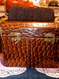 Vintage Storage Tote 