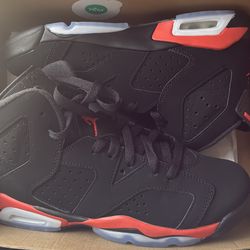 Air Jordan’s size 6 a half