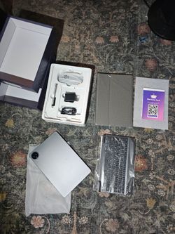 RAEMOND COMPUTER TABLET
