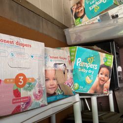 Pampers Box 📦  Size 3 