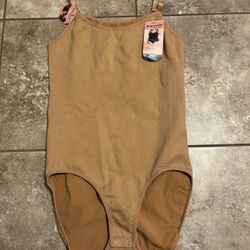 Women’s xl shape wear new with tags 