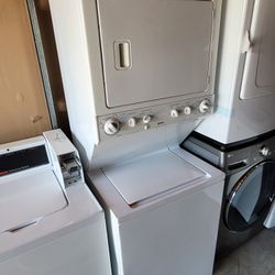 Kenmore 27" Wide Top Load Washer And Gas Dryer Laundry Center Stacked Single Unit Stackable 