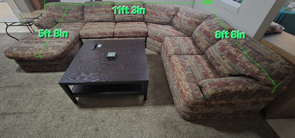 Large Designer Brand Western Style Solid Wood Sectional Couch
