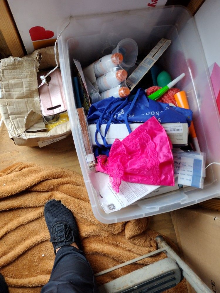 Totes Of A Little Bit Of Everything