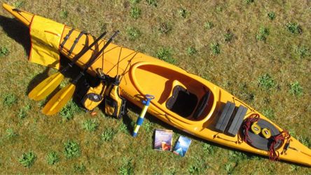 Kestrel 140 Kayak and accessories