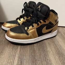 Women’s Shoes