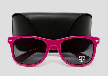Retro Wayfarer Sunglasses – T-Mobile Magenta Logo, Case Included – UV Festival Beach Shades