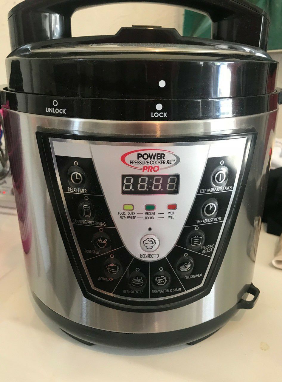 Instant Pot Pro 10-in-1 Pressure Cooker for Sale in Phoenix, AZ - OfferUp