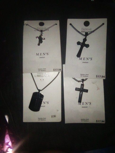 Men Chains All For 30 Or 9 Each