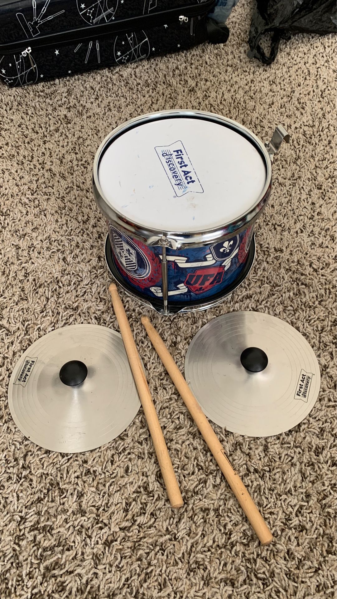 Kids drum set