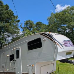 For Sale 08 5th Wheel With Bunk Beds