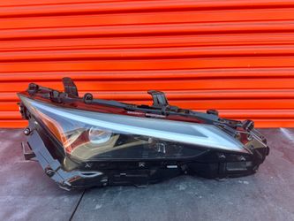 2021 -2022 -2023 -2024 LEXUS IS IS300 IS350 IS500 RIGHT LED HEADLIGHT Complete OEM