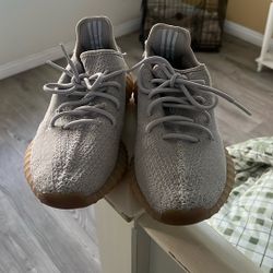 Sneakers 👟 For Sale 