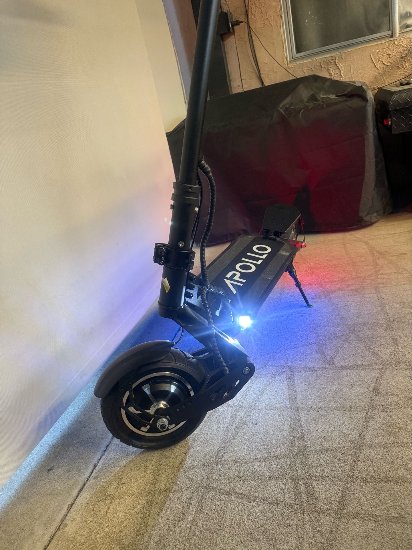 Apollo ghost electric scooter brand new