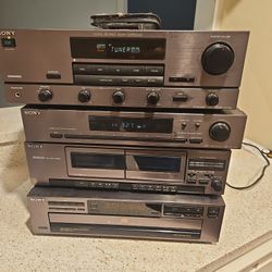 Sony 220 Watt Reciever 5disc Player Double Cassette 