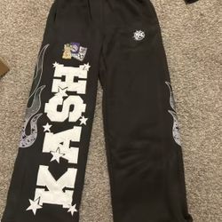 KASH Men's Black Sweats