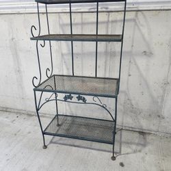 Outdoor Metal Plant Stand 