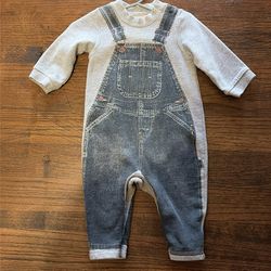 Baby Clothes size 12 mos Levi’s overall romper