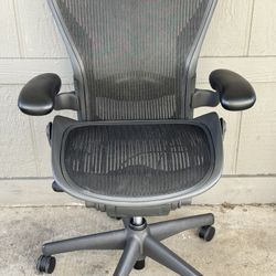 Herman Miller Aeron Chair Size B🔥🔥🔥🔥