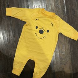 H&M Fashion Disney Baby Winnie The Pooh Onesie Only Worn Once Size Newborn