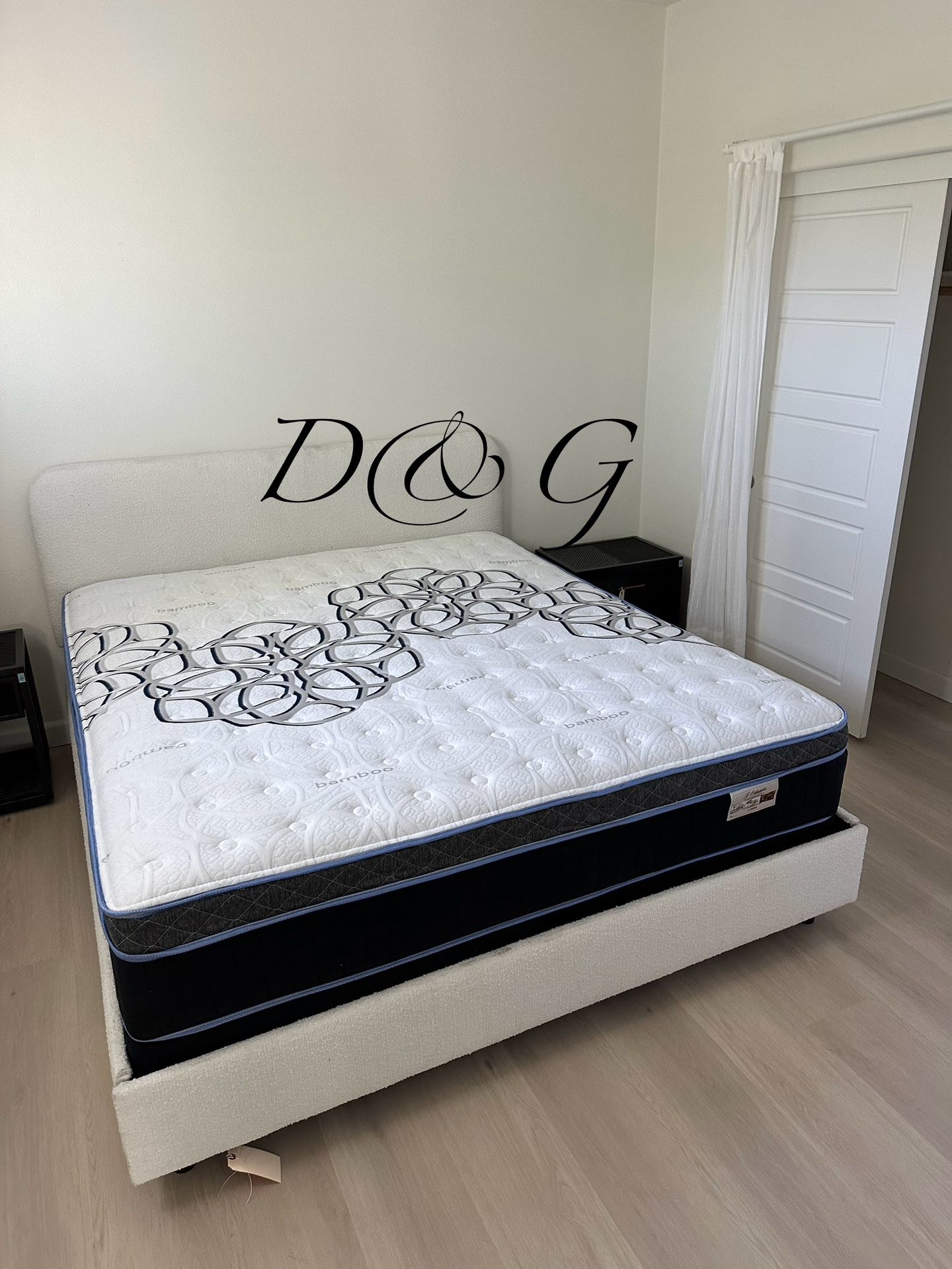 How Thick is a Dreamcloud Mattress: Ultimate Comfort Revealed