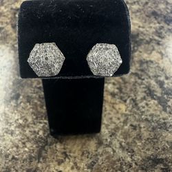 14k Stud Earrings Natural Diamond Chips