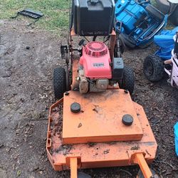 Husqvarna Walk Behind 