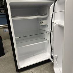 Mini Fridge- Used