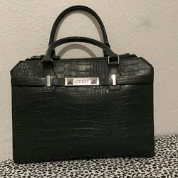 Guess cross body messenger bag