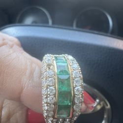 Diamonds And Emeralds Women’s Ring Size 6