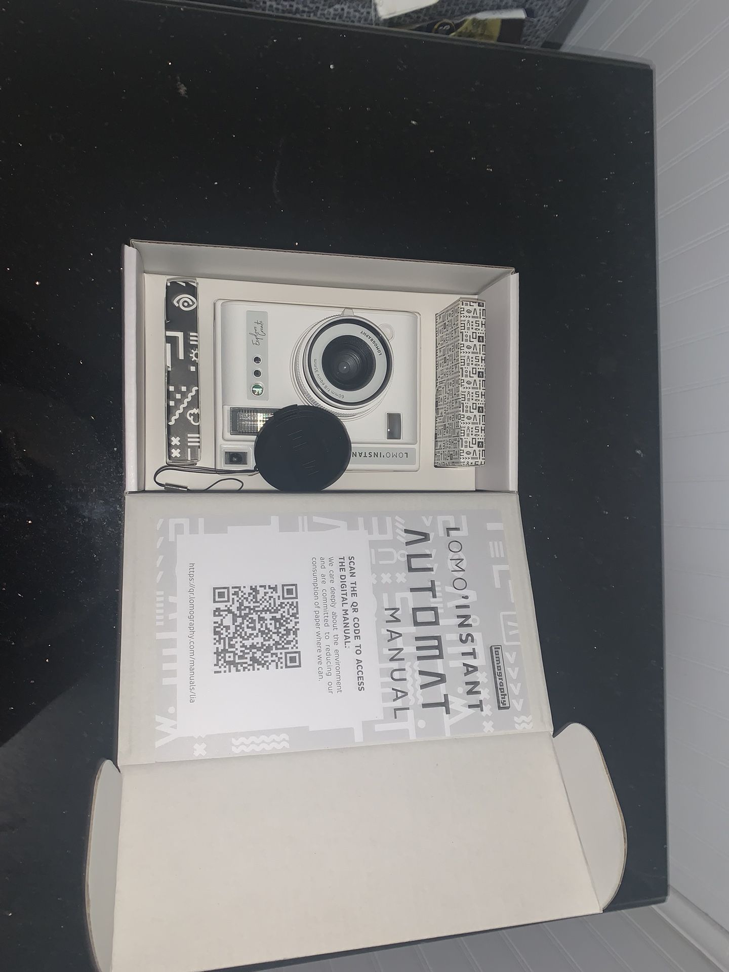 Lomography Lomo’Instant Automat The Adventure Challenge - Instant Film Camera