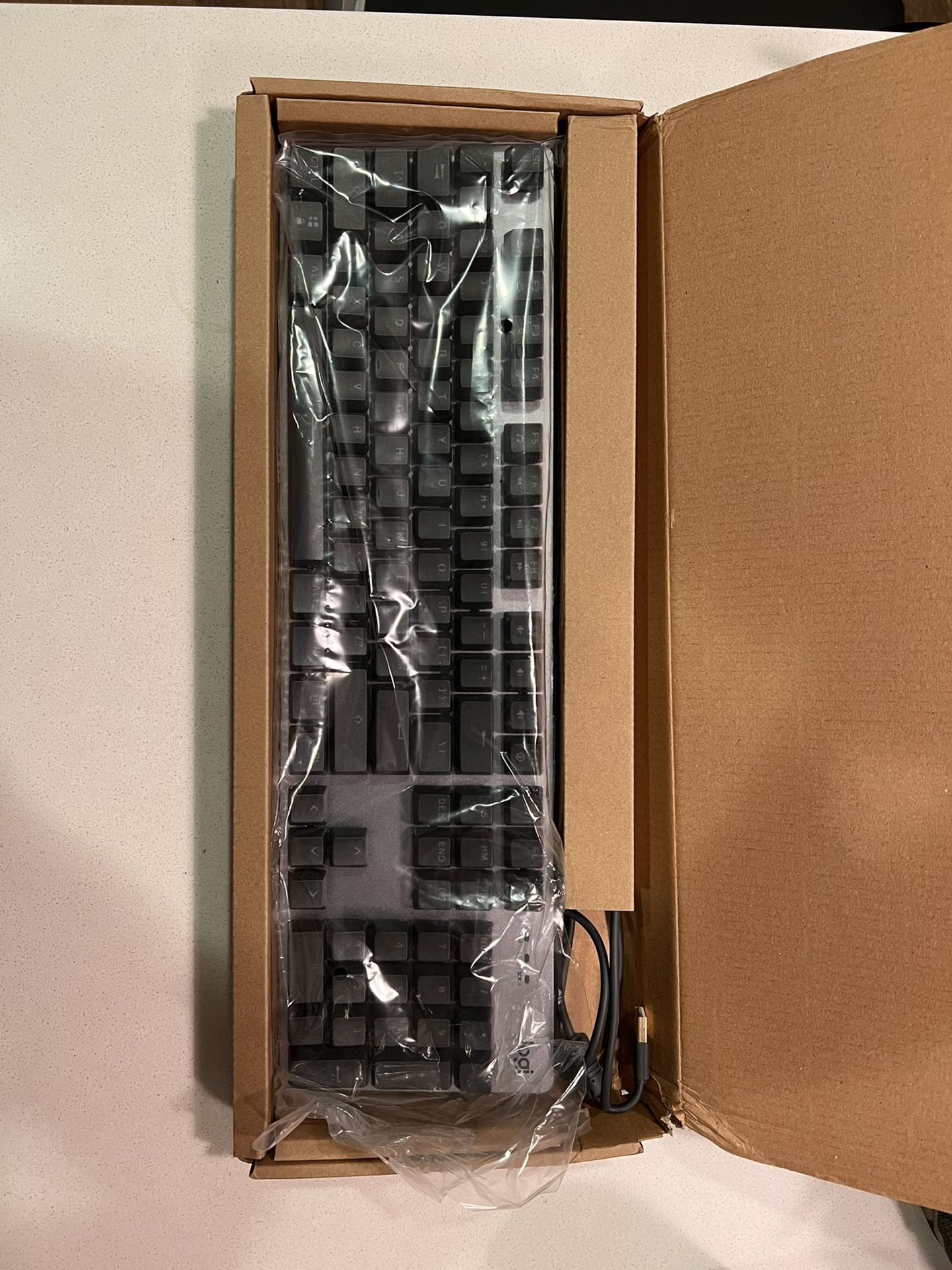 LOGITECH K845 Mecahnical Keyboard