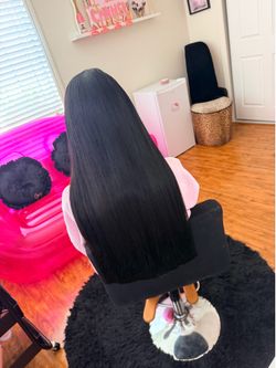 Tape in extensions 2 bundles 24inch