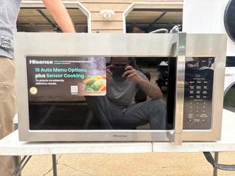 Hisense 1000W 1.7 cu ft Over-the-Range Microwave